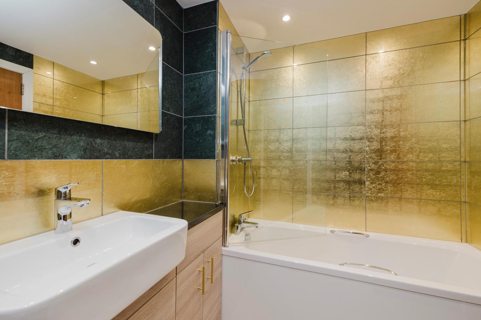 Joivy Stylish Apartment With Balcony In Old Town Edinburg Exteriör bild
